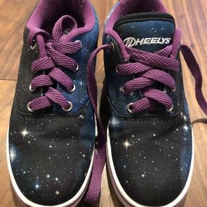 Heelys shoes youth size 3 heelies